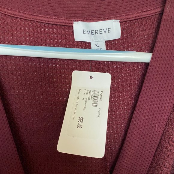 Evereve maroon waffle knit long sleeve - Picture 2 of 3